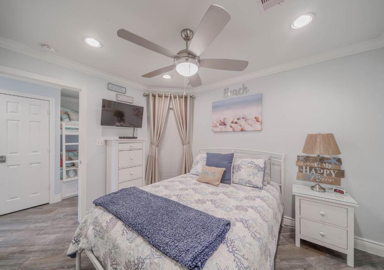 Ocean View Luxury Steps To Beach Galveston Kültér fotó